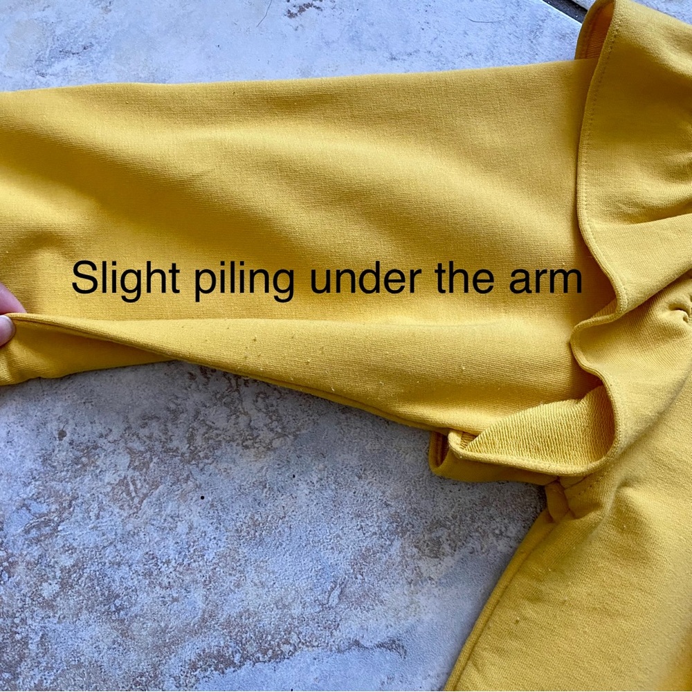 Women’s Ann Taylor Mustard/Yellow Ruffle Sweatshirt sz XS [g86] - Picture 7 of 7